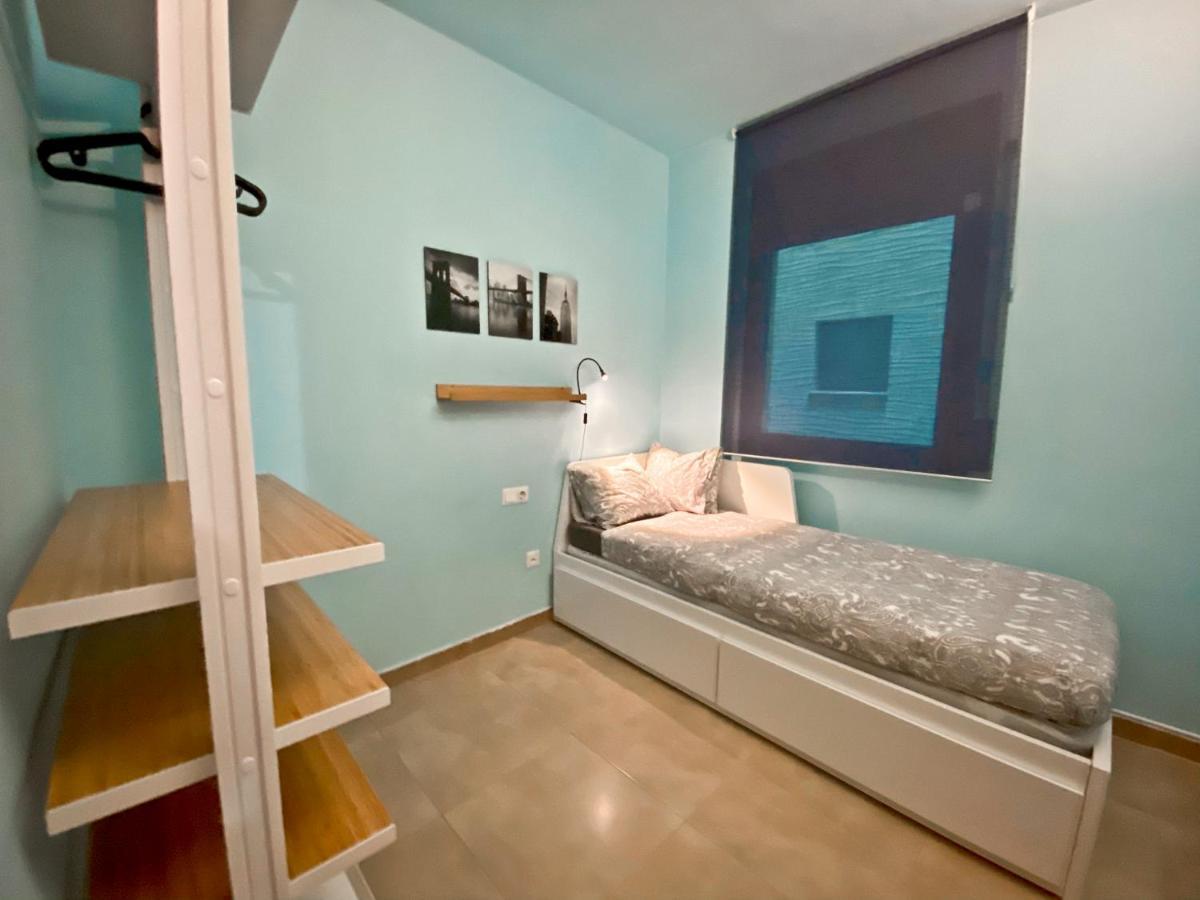 Urban Manresa-City Center Apartment With Balcony エクステリア 写真
