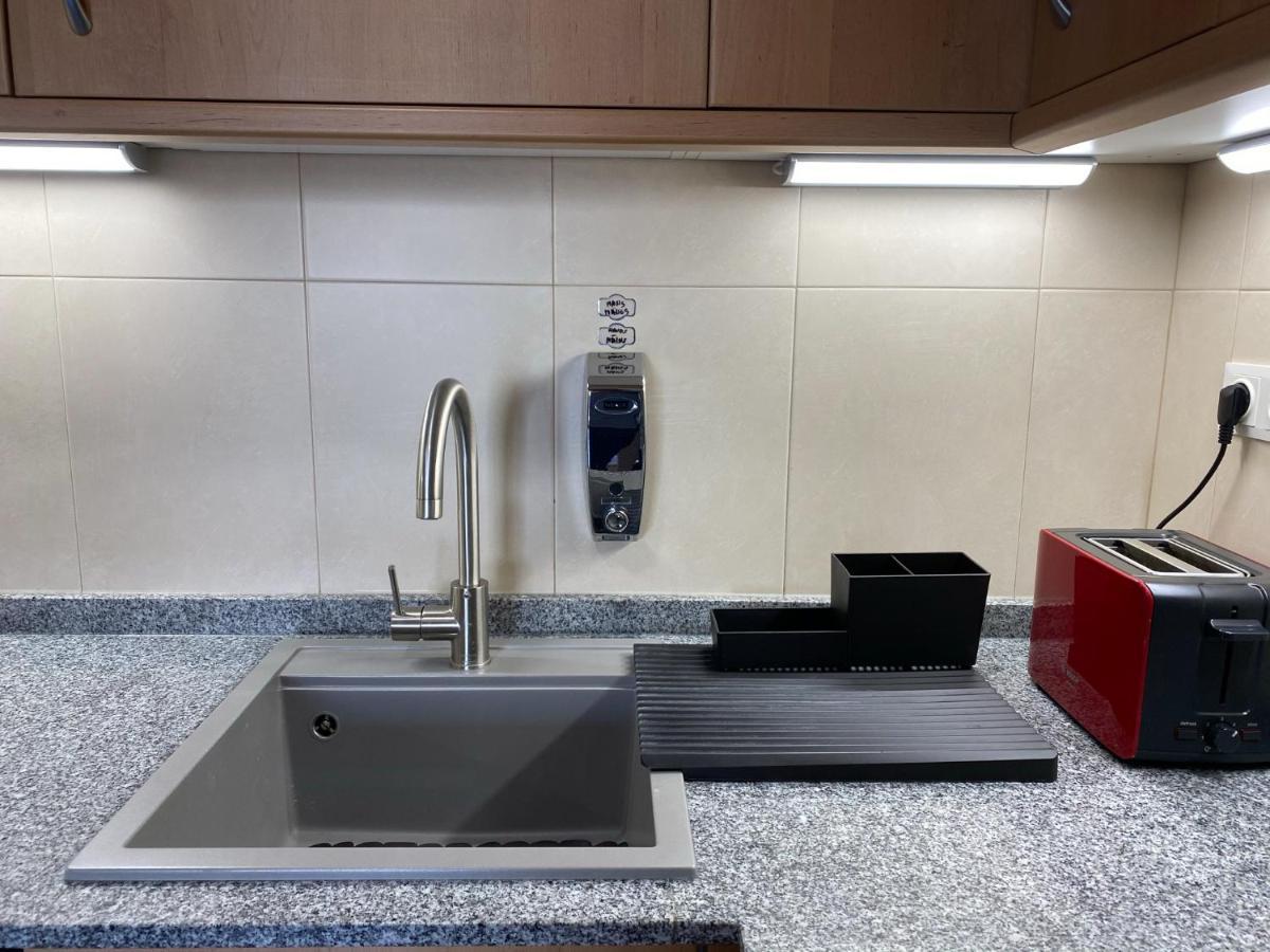 Urban Manresa-City Center Apartment With Balcony エクステリア 写真