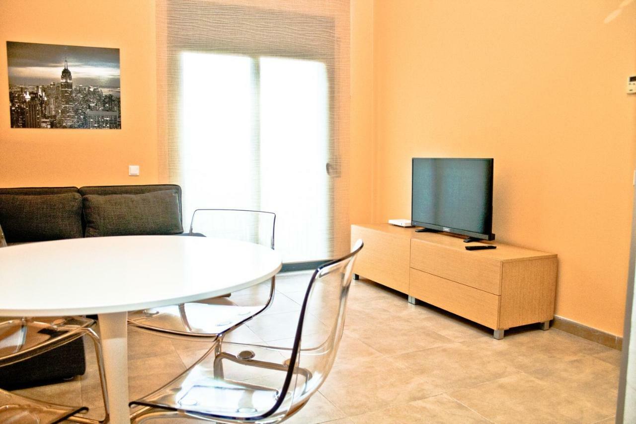 Urban Manresa-City Center Apartment With Balcony エクステリア 写真